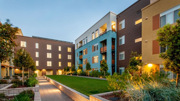  Embracing Nature: The Allure of Garden-Style Apartments in DFW Metroplex